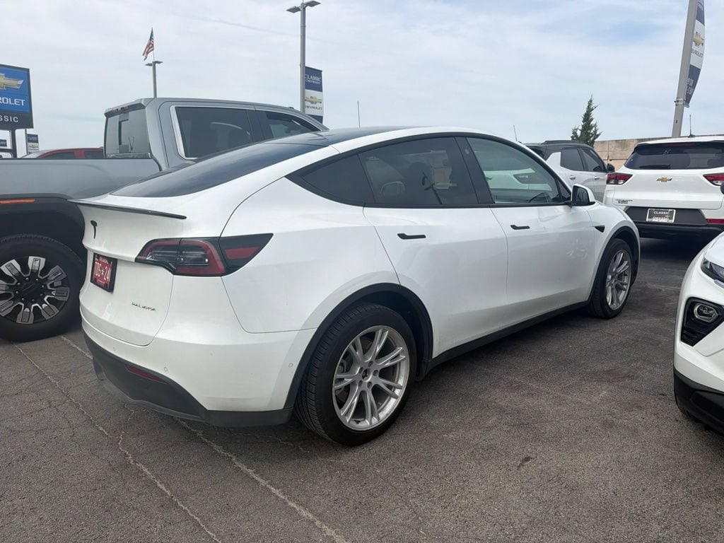 tesla model y 2022 7SAYGDEE3NF341818 image tesla model y 2022 7SAYGDEE3NF341818 image